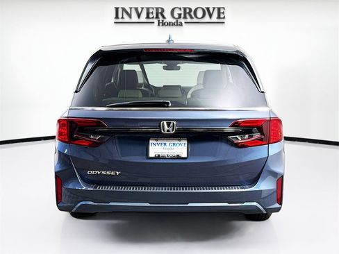 Certified 2026 Honda Odyssey EX-L image 6