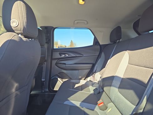 Used 2023 Chevrolet TrailBlazer LT w/ Convenience Package image 25