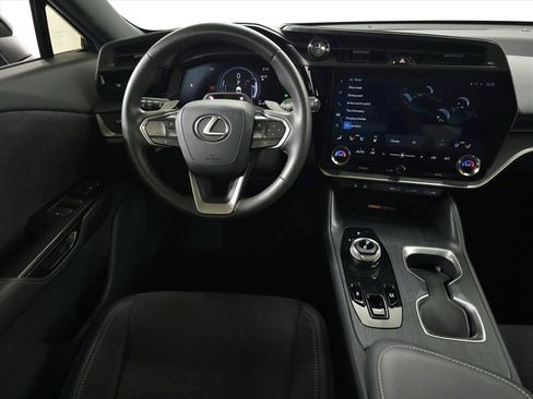 Used 2023 Lexus RZ 450e Premium image 19