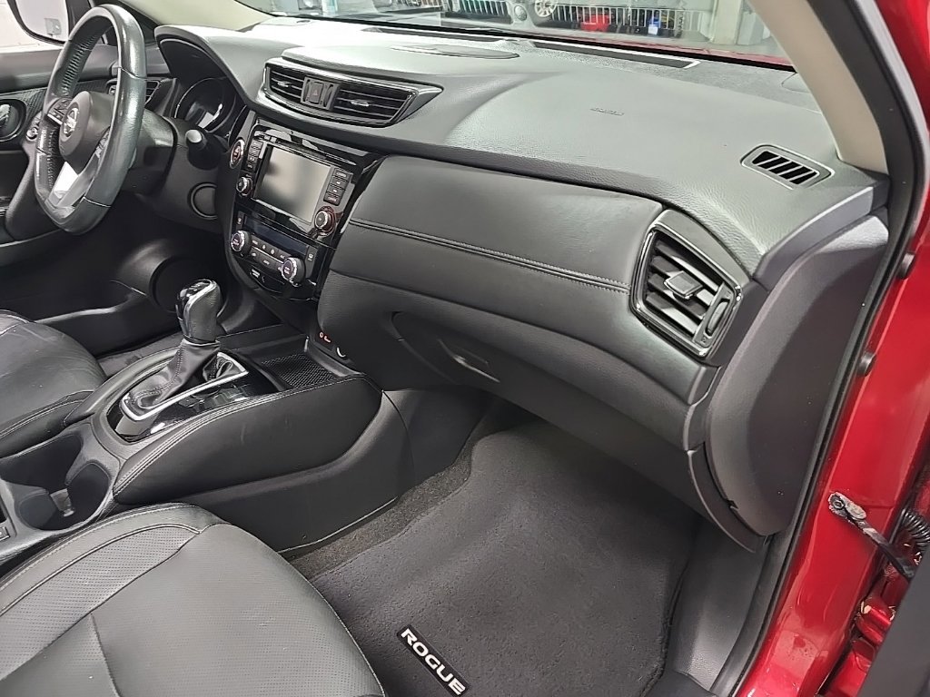 Used 2018 Nissan Rogue SL w/ Premium Package AWD/4WD image 33