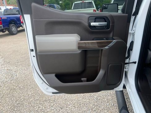 Used 2020 Chevrolet Silverado 1500 RST w/ All-Star Edition image 15