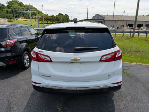 Used 2019 Chevrolet Equinox LT FWD image 3