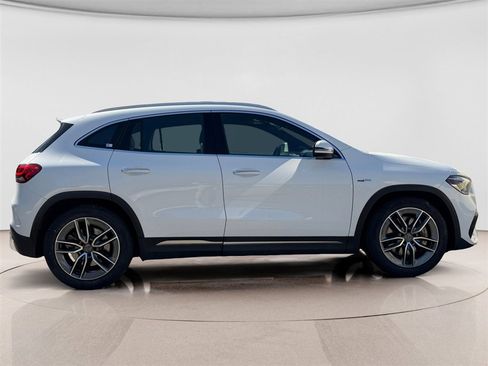 Used 2021 Mercedes-Benz GLA 35 AMG 4MATIC image 6