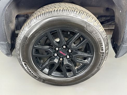 Used 2022 GMC Sierra 1500 Elevation w/ X31 Off-Road Package image 36
