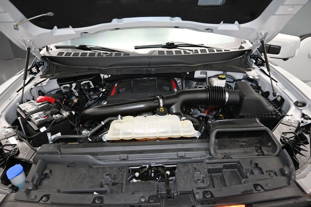 Used 2024 Ford F150 Raptor AWD/4WD image 16