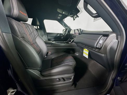 New 2026 Nissan Armada PRO-4X w/ Captain's Chari Seat Package AWD/4WD image 23