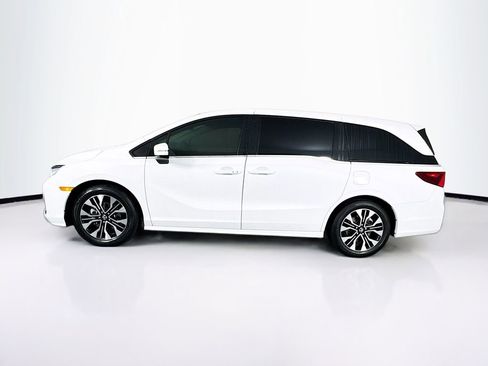 Used 2026 Honda Odyssey Elite image 6