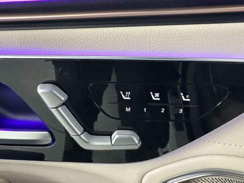Certified 2023 Mercedes-Benz EQS 580 4MATIC Sedan image 27