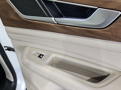 New 2026 Volkswagen Atlas SE FWD image 16