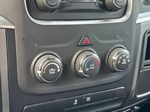 Used 2024 RAM 1500 Classic SLT AWD/4WD image 21