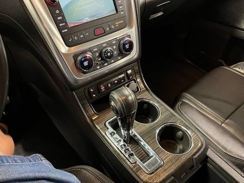 Used 2017 GMC Acadia Limited SLT FWD image 29