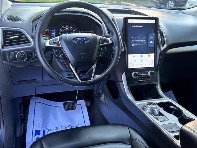 Used 2024 Ford Edge SEL AWD/4WD image 15