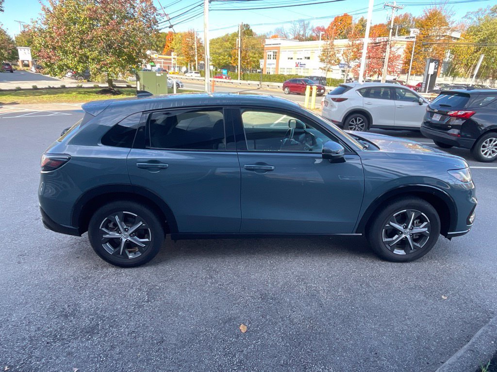 Used 2025 Honda HR-V EX-L image 5