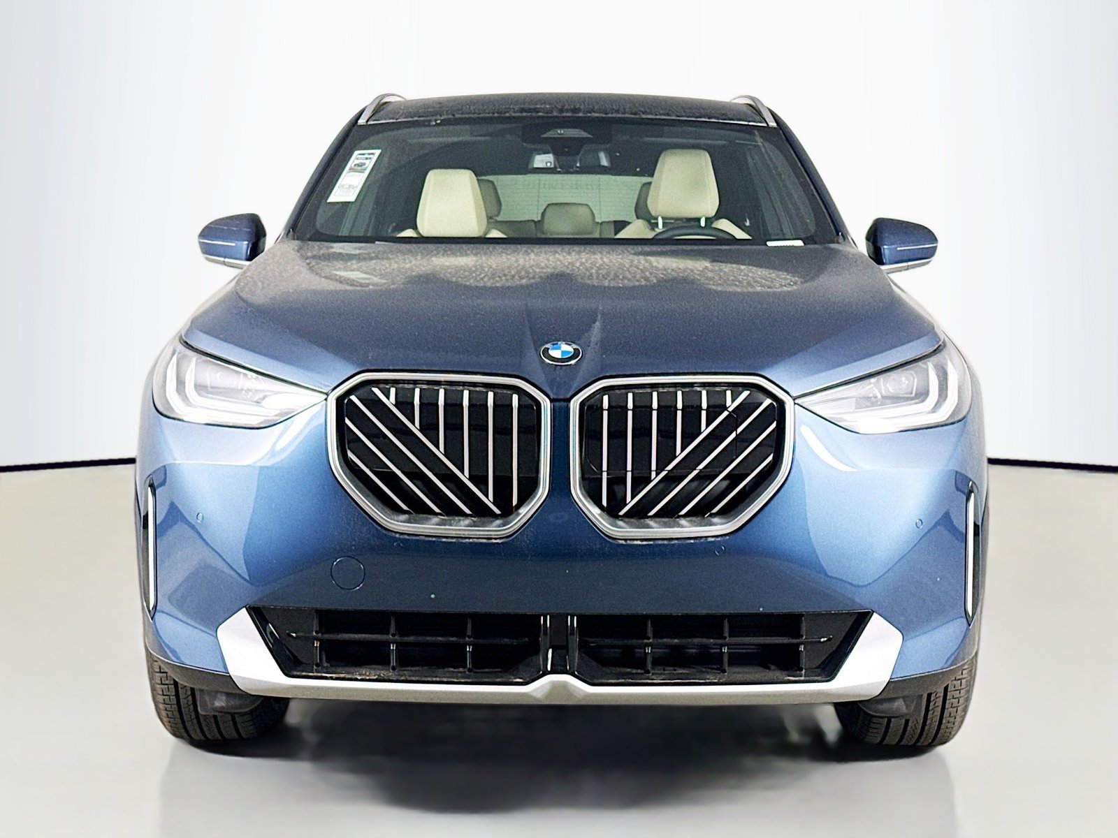 Used 2026 BMW X3 xDrive30i w/ Convenience Package AWD/4WD image 2