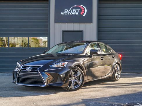 Used 2018 Lexus IS 300 AWD w/ Comfort Package image 3