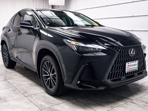Used 2025 Lexus NX 350 AWD w/ Accessory Package (2T) image 4