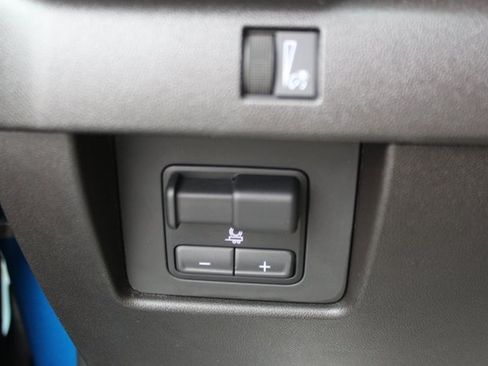 Used 2023 GMC Canyon AT4 w/ LPO, Skid Plate Package image 16