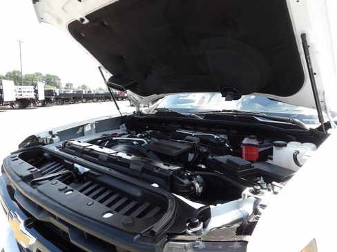 Used 2025 Chevrolet Silverado 3500 W/T AWD/4WD image 46