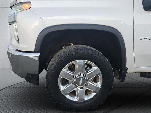 Used 2020 Chevrolet Silverado 2500 LTZ w/ LTZ Premium Package image 10