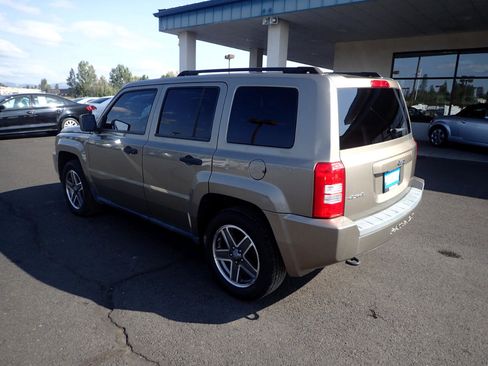 Used 2008 Jeep Patriot Sport image 3