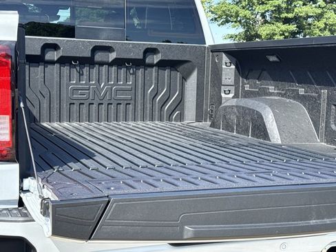 New 2026 GMC Sierra 1500 Denali Ultimate AWD/4WD image 10