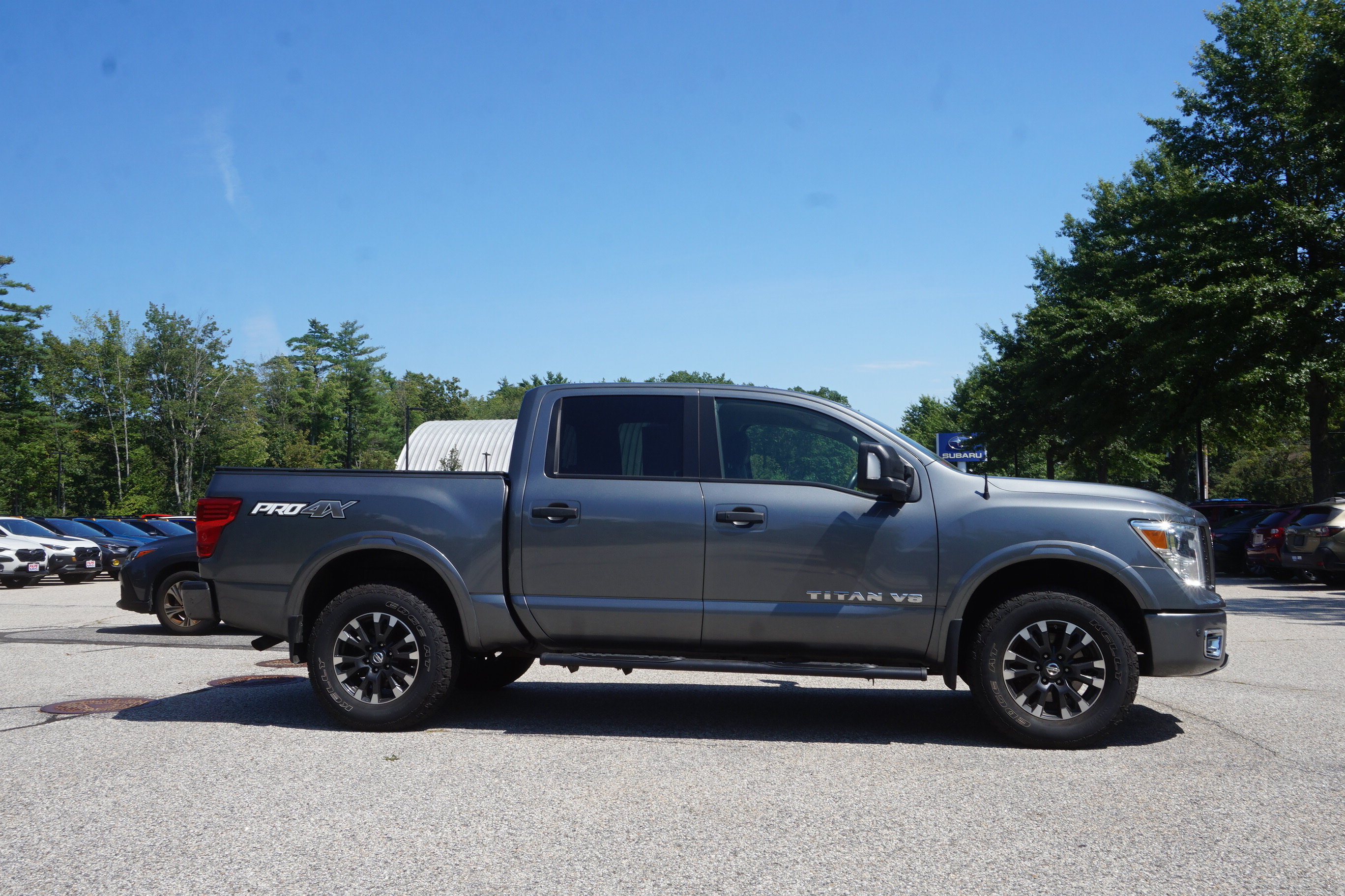 Used 2019 Nissan Titan PRO-4X w/ Pro-4x Utility Package AWD/4WD image 4