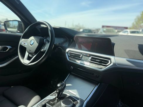 Used 2021 BMW 330i xDrive Sedan w/ Convenience Package AWD/4WD image 37