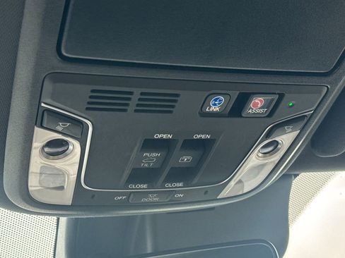 Used 2022 Honda Pilot Black Edition image 31