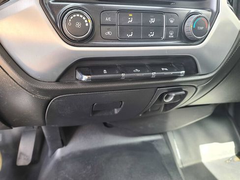 Used 2015 GMC Sierra 2500 SLE image 21