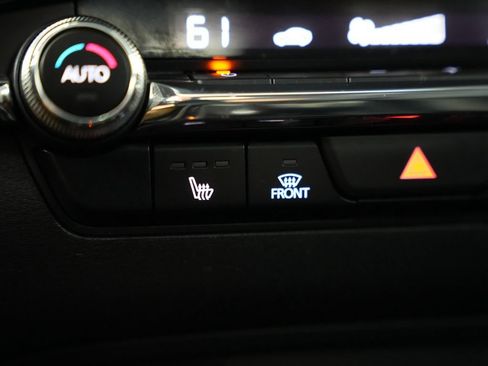 Used 2020 MAZDA MAZDA3 AWD Hatchback w/ Premium Pkg image 24