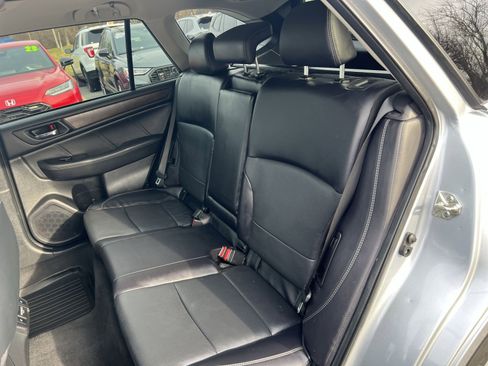 Used 2018 Subaru Outback 2.5i Limited w/ Popular Package #2 image 24