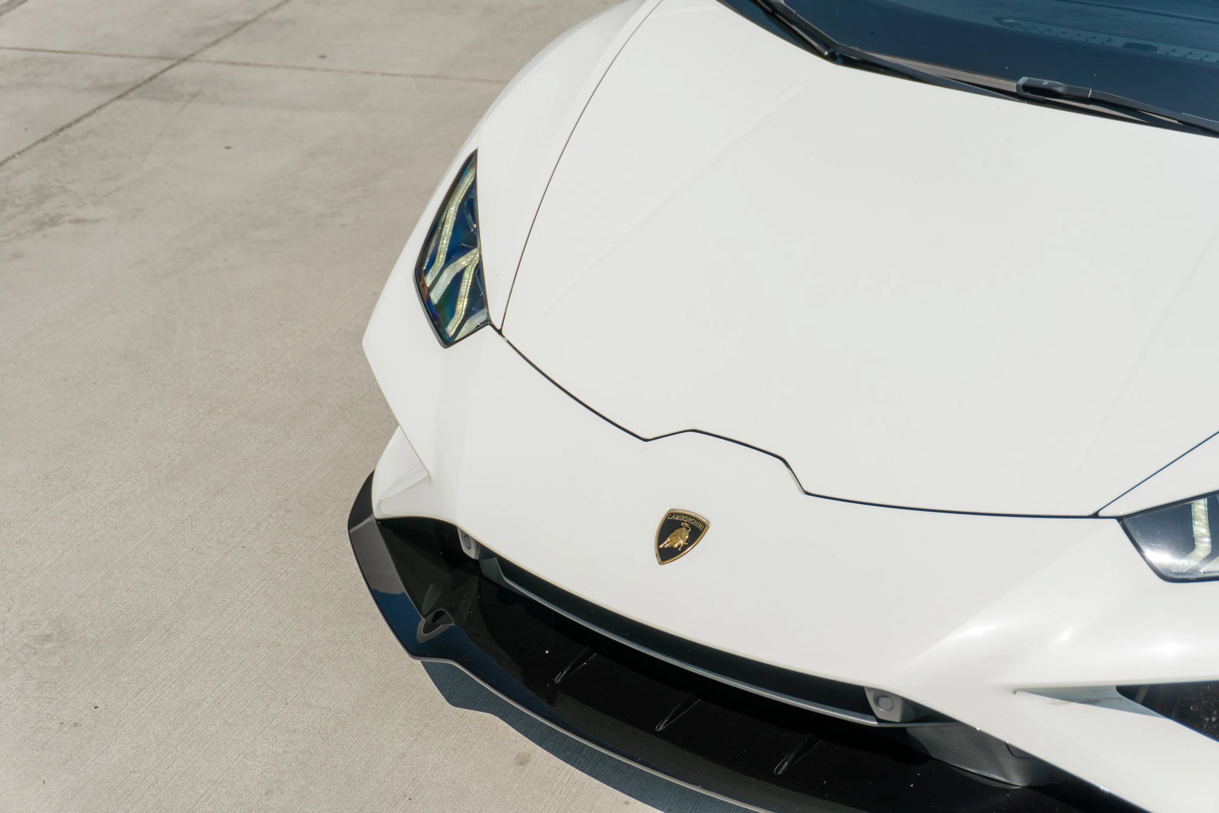 Used 2021 Lamborghini Huracan EVO RWD image 22