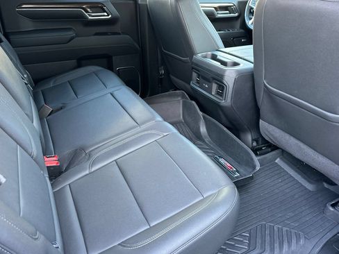 Used 2024 Chevrolet Silverado 1500 RST AWD/4WD image 18