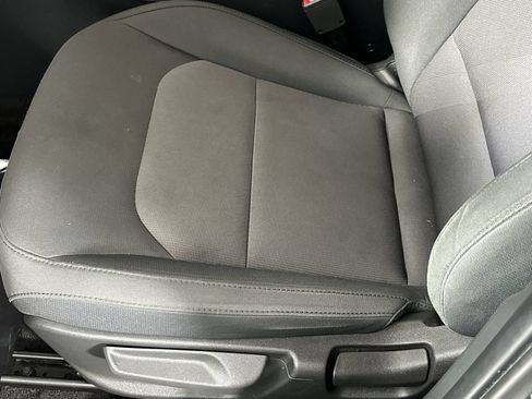 Used 2025 Kia Niro LX FWD image 12