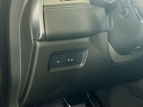 New 2026 Jaguar F-PACE R-Dynamic S image 10