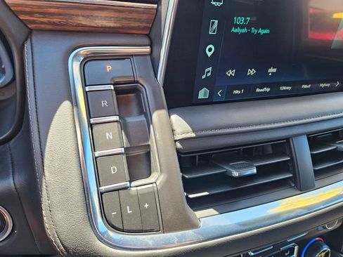 Used 2024 Chevrolet Suburban High Country w/ Advanced Technology Package AWD/4WD image 36