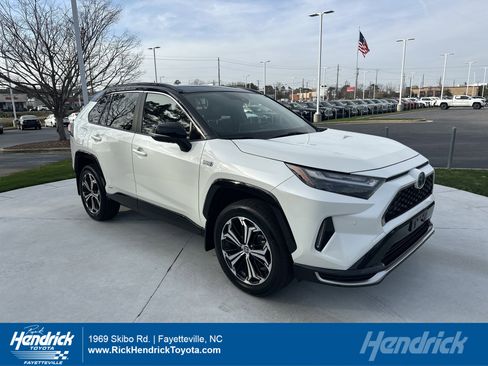 Used 2022 Toyota RAV4 XSE w/ Premium Package image 1