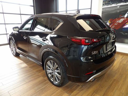 Certified 2025 MAZDA CX-5 Signature AWD/4WD image 8