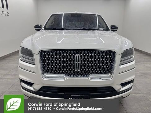 Used 2019 Lincoln Navigator Reserve image 8