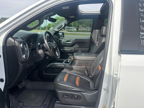 Used 2021 GMC Sierra 1500 AT4 w/ AT4 Premium Package AWD/4WD image 12