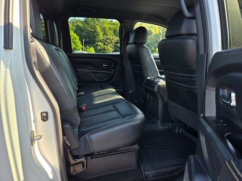 Used 2018 Nissan Titan SL w/ Midnight Edition AWD/4WD image 21