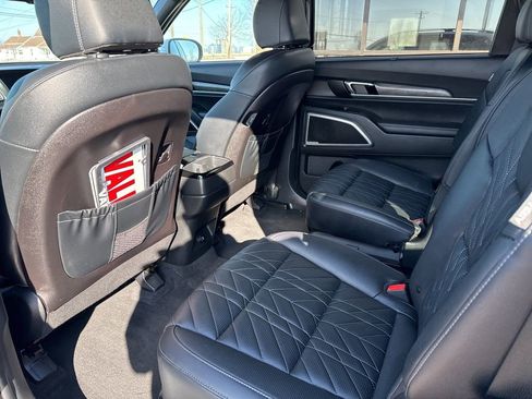 Used 2025 Kia Telluride EX X-Line image 43