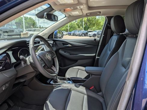 Used 2023 Buick Encore GX Essence w/ Experience Buick Package FWD image 30