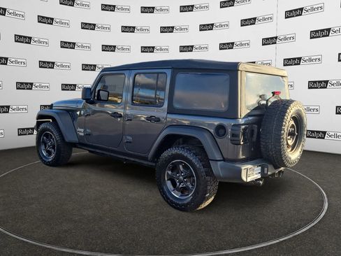 Used 2020 Jeep Wrangler Unlimited Sport image 4