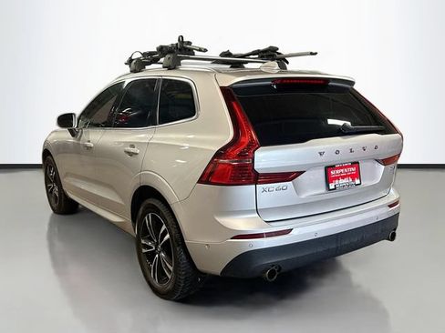 Used 2019 Volvo XC60 T6 Momentum w/ Multimedia Package AWD/4WD image 8