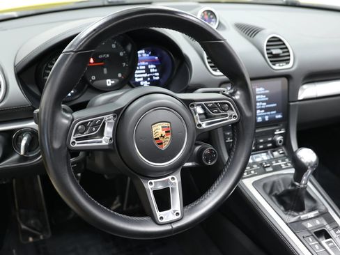 Used 2019 Porsche 718 Boxster GTS RWD image 26