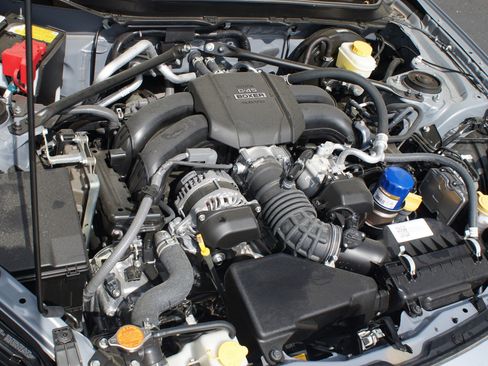 Used 2025 Toyota GR86 Premium w/ Performance Package RWD image 25
