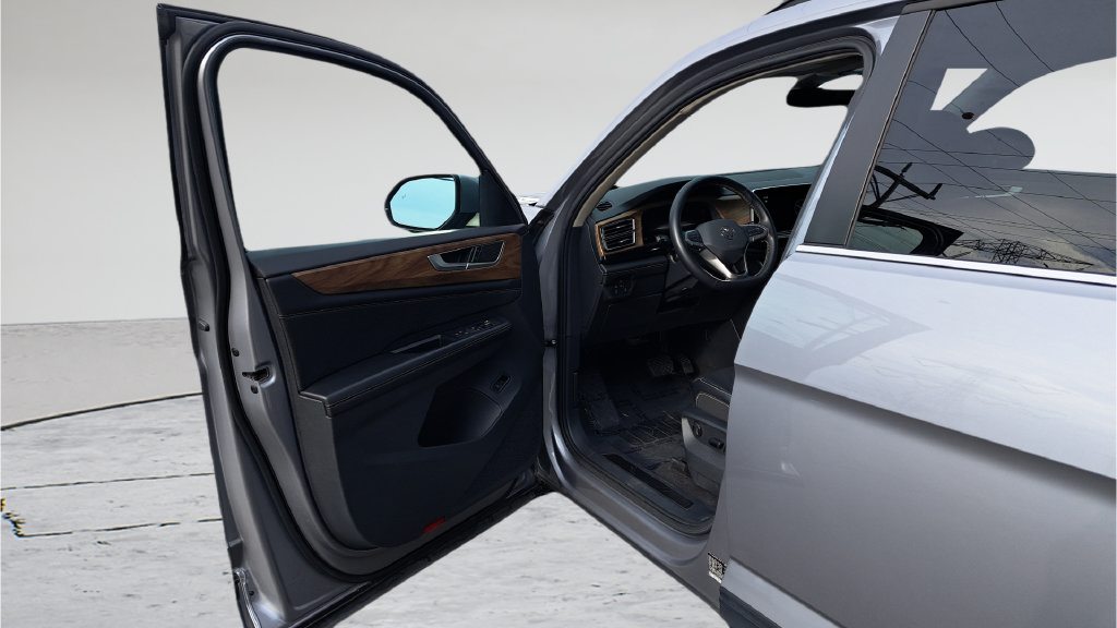 Used 2024 Volkswagen Atlas SE AWD/4WD image 23