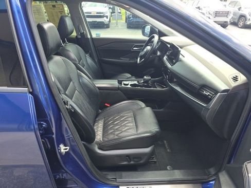 Used 2023 Nissan Rogue Platinum AWD/4WD image 42
