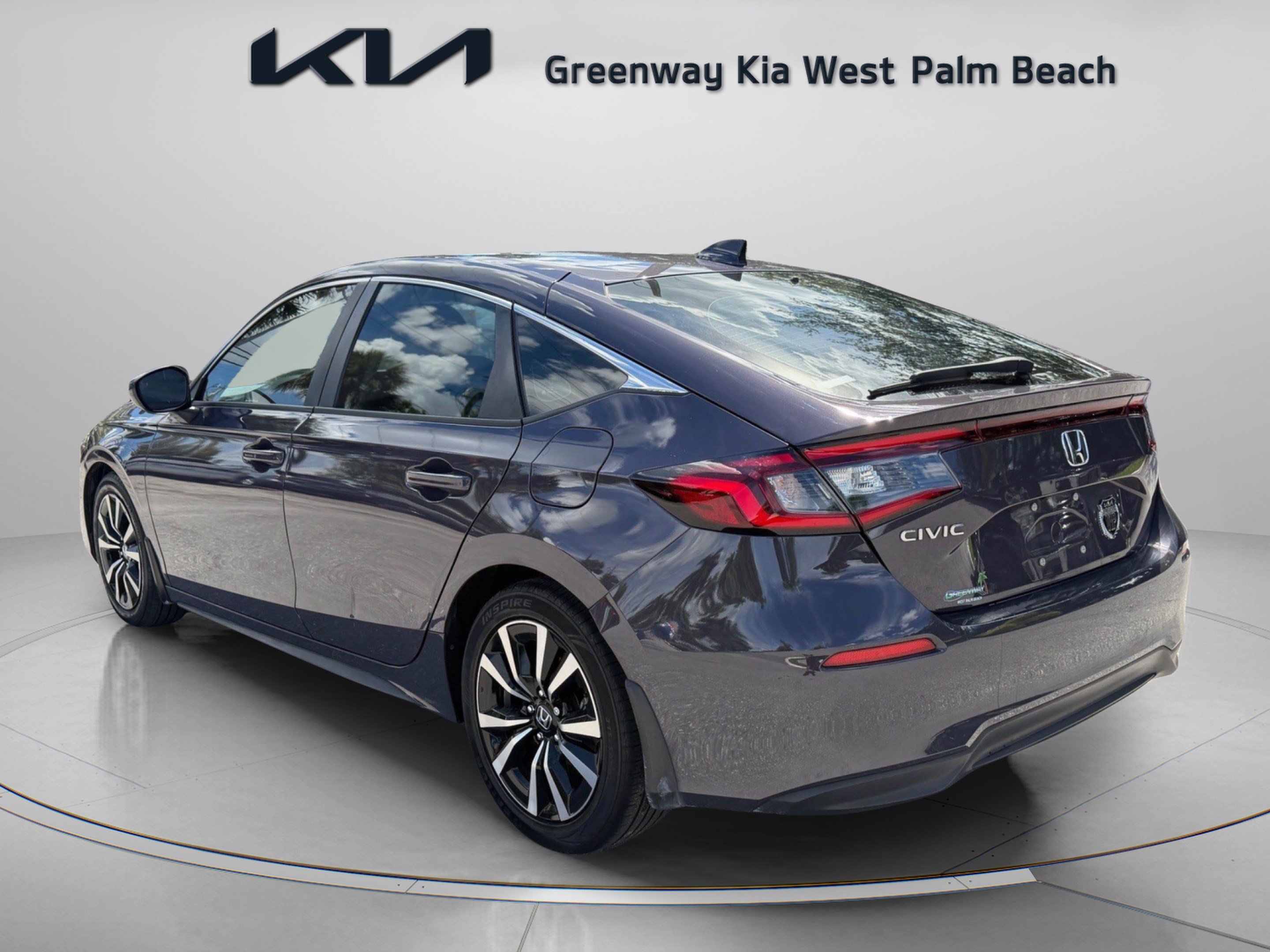 Used 2024 Honda Civic EX-L image 5
